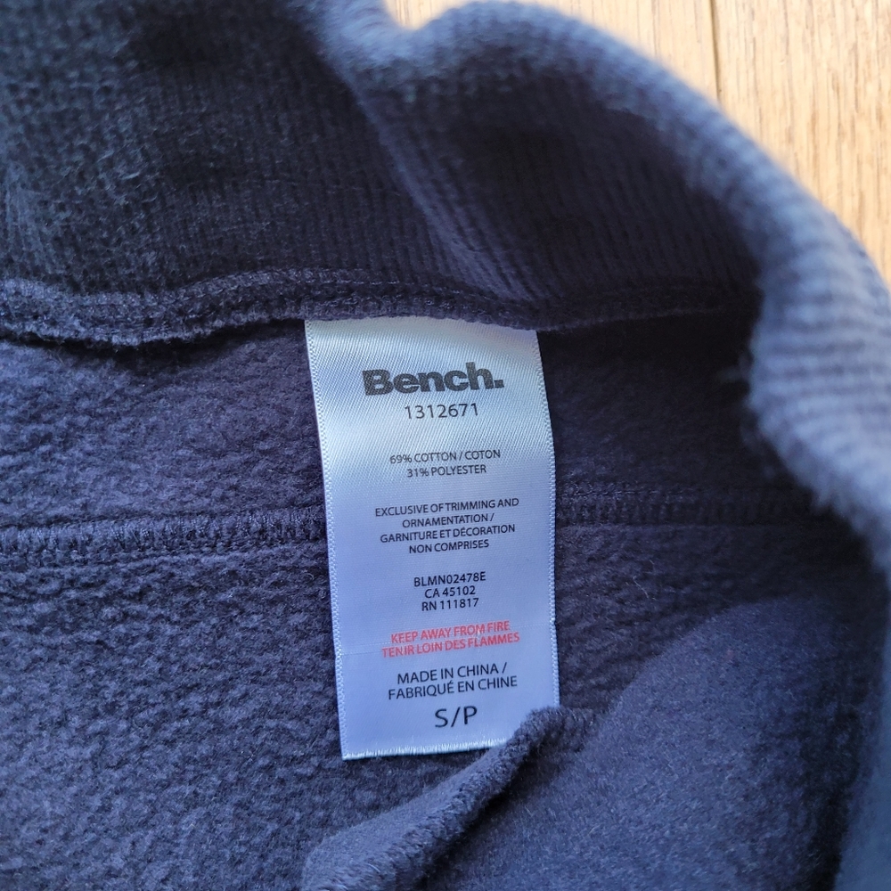 Bench Trackpants - Picture 3 of 9